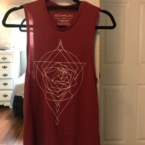 Red muscle tee. With white detail